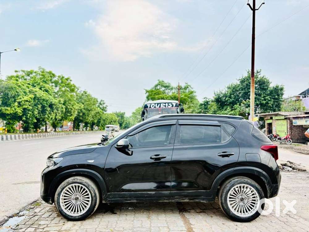 Kia Sonet G1.2 5mt Htk+(o), 2024, Petrol