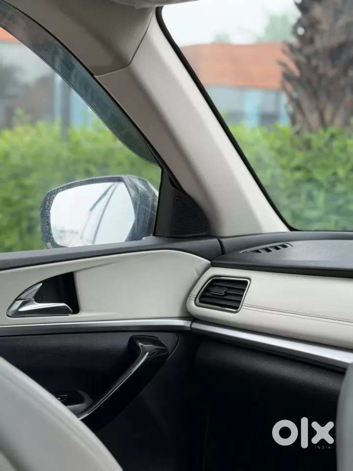 Mahindra Xuv700 2.2 Ax 7 Diesel Mt Str, 2024, Diesel