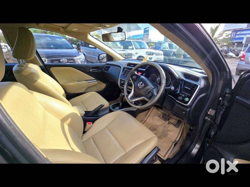 Honda City V At Sunroof I-vtec, 2016, Petrol