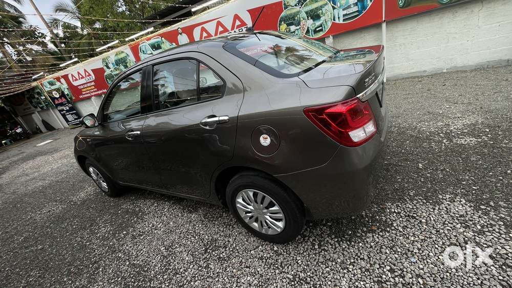 Maruti Suzuki Swift Dzire 1.2 Vxi Bsiv, 2018, Petrol