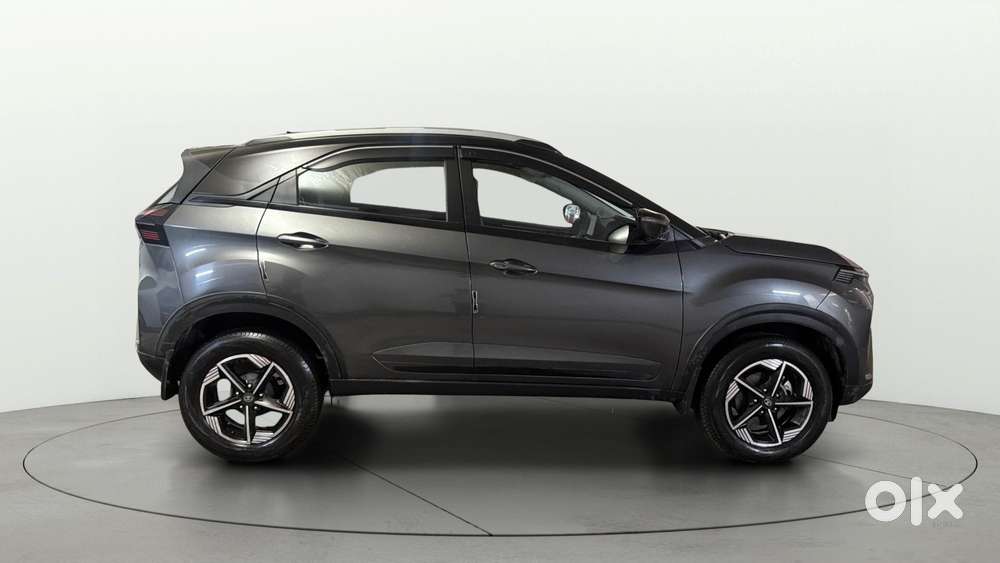 Tata Nexon Pure (s) 1.2 Petrol 6amt, 2025, Petrol