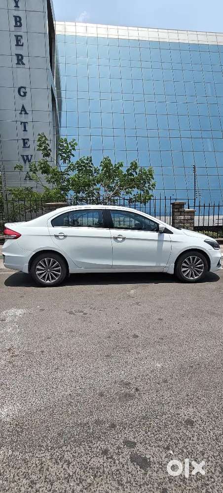 2021 Maruthi Ciaz Alpha Smart Hybrid 1.5 Petrol Automatic In Excellent