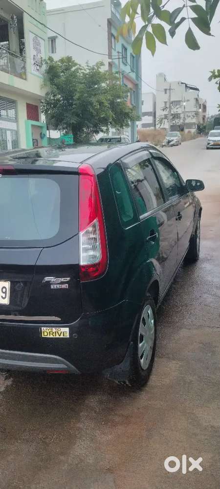 Ford Figo 2013 Diesel 106000 Km Driven Company Maintenance New Tyres