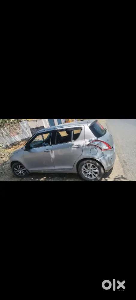 Maruti Suzuki Swift Dzire Zdi Diesel
December 2012 Model