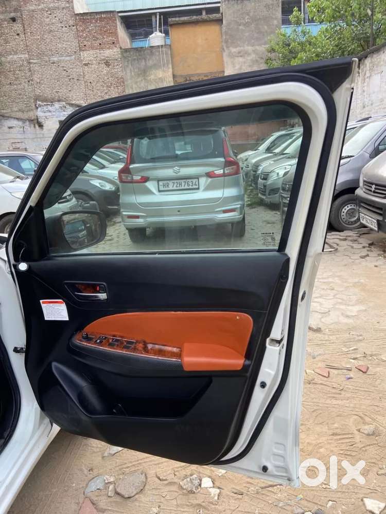 Maruti Suzuki Swift Vxi Cng, 2024, Cng & Hybrids