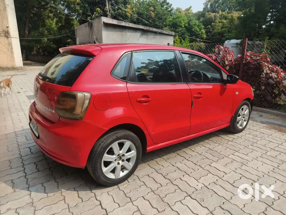 Docter Female Car Running Tiptop Top Model