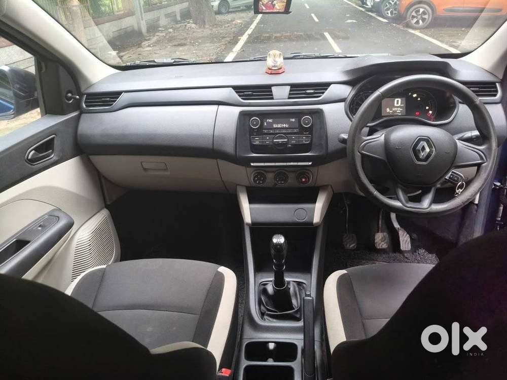 Renault Triber Rxl, 2022, Petrol