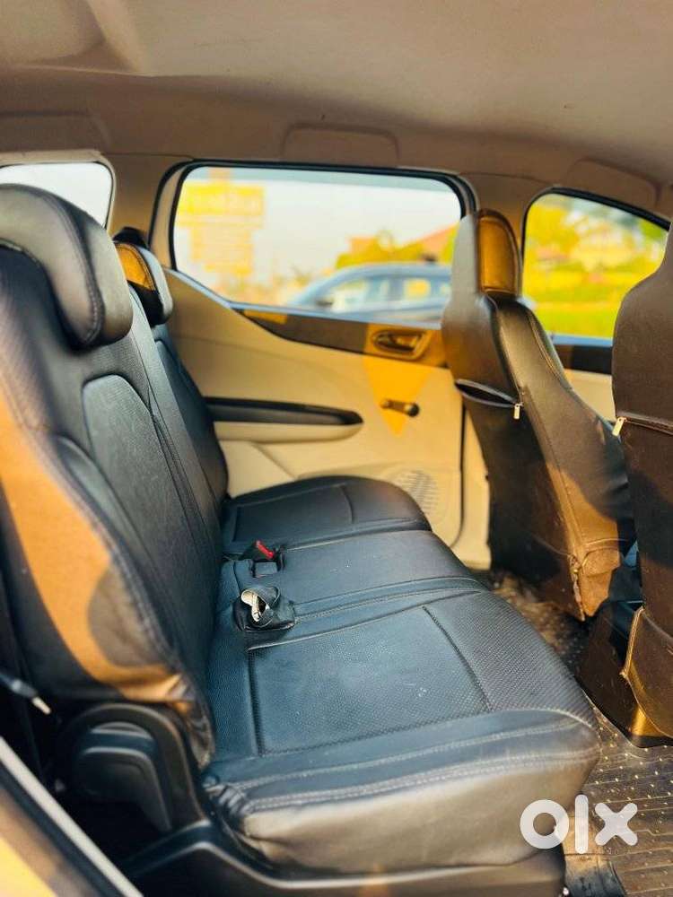 Renault Triber 1.0 Rxe, 2022, Petrol