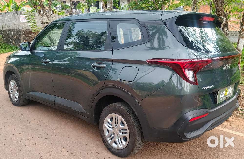 Kia Carens G 1.5 6mt Premium (o) 7-seater, 2025, Petrol