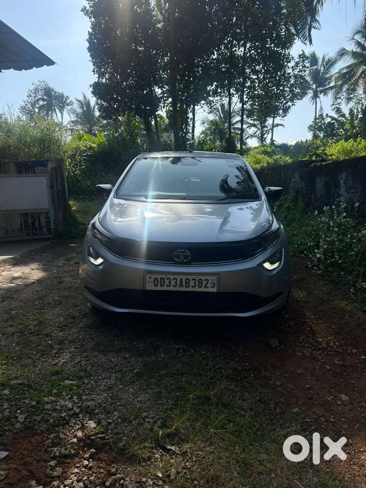 2021 Tata Altroz Petrol Manual