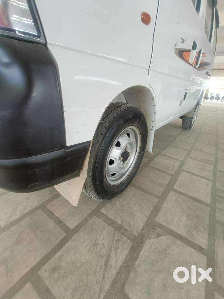 Maruti Suzuki Eeco 2022 Cng & Hybrids 37000 Km Driven