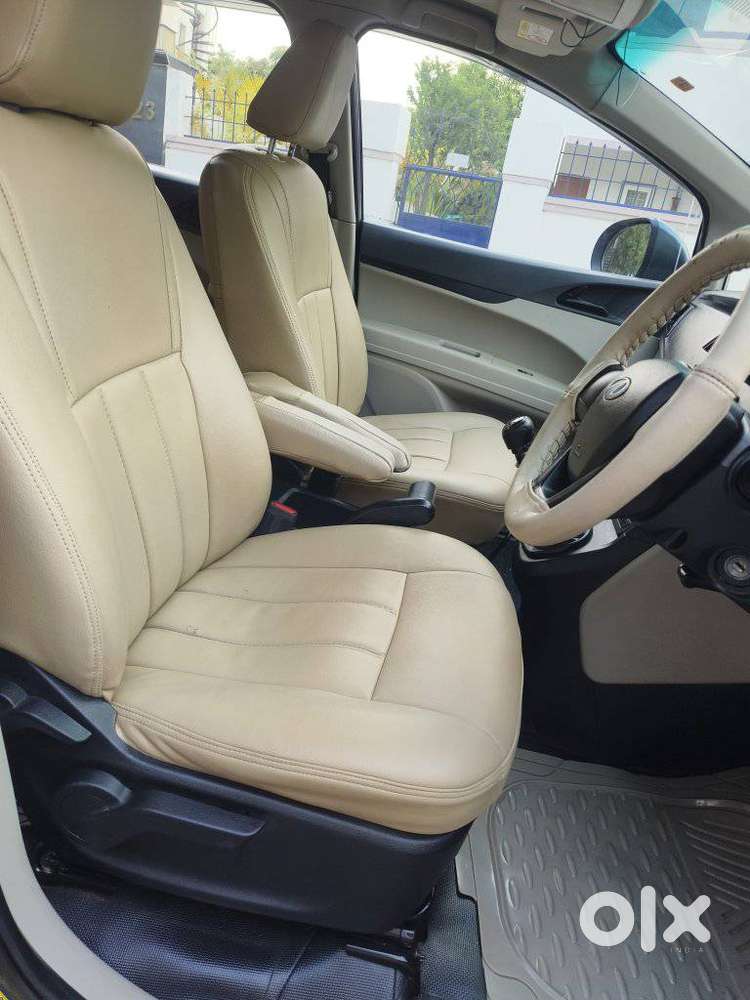 Mahindra Marazzo M4 8str, 2019, Diesel