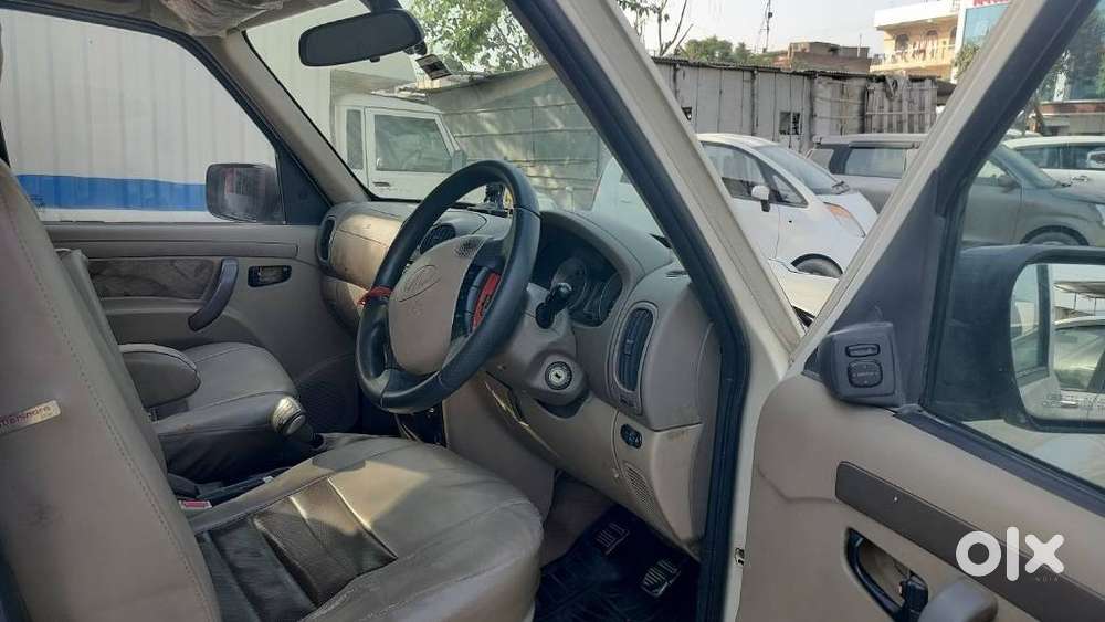 Mahindra Scorpio 2009-2014 Vlx 2wd Abs At Bsiii, 2013, Diesel