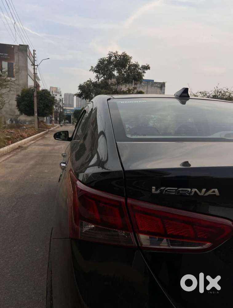 Hyundai Fluidic Verna 1.6 Crdi Sx Automatic, 2023, Diesel