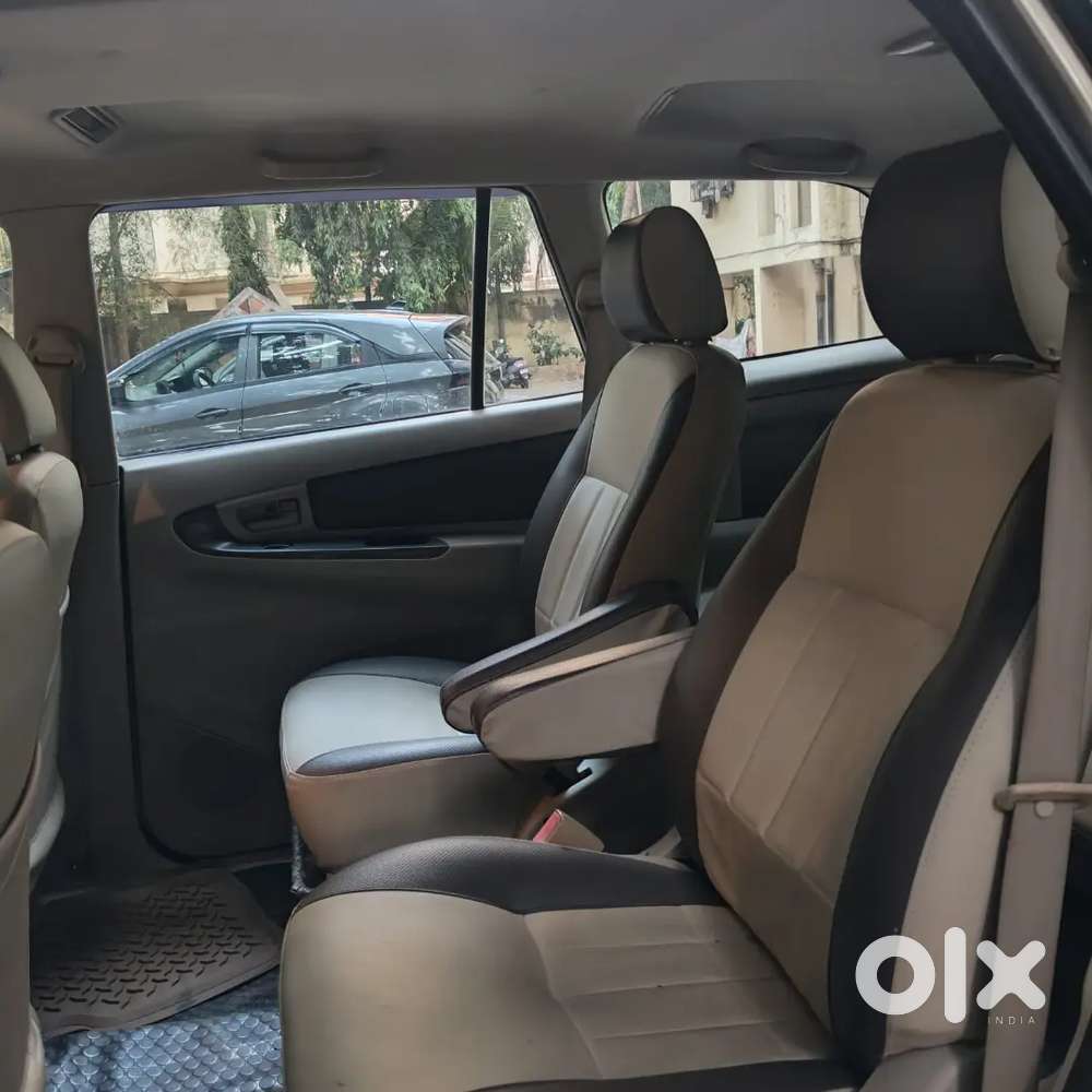 Toyota Innova 2010 Diesel Well Maintained