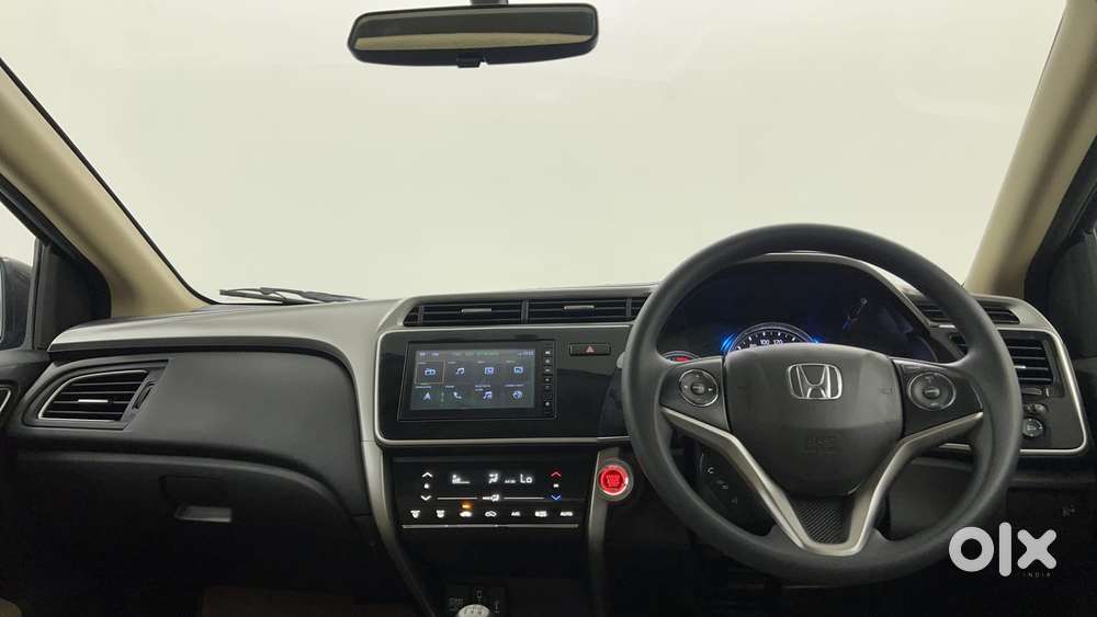 Honda City I-vtec V, 2022, Petrol