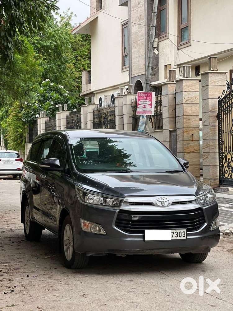 Toyota Innova Crysta 2.4 Gx Mt, 2016, Diesel