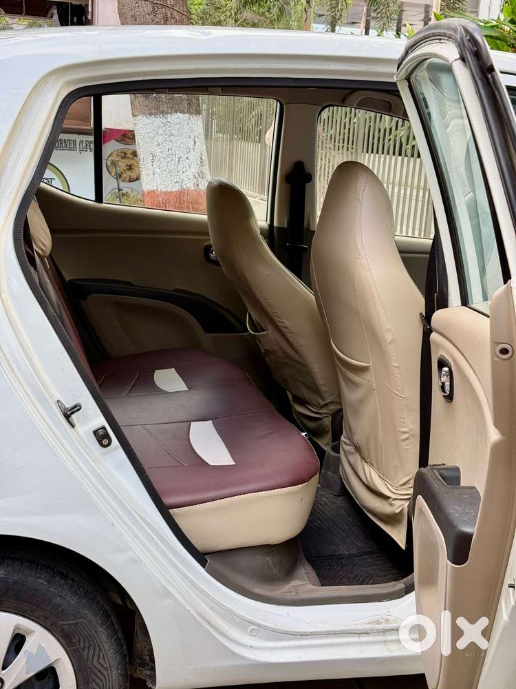 Hyundai I10 Sportz At, 2012, Petrol