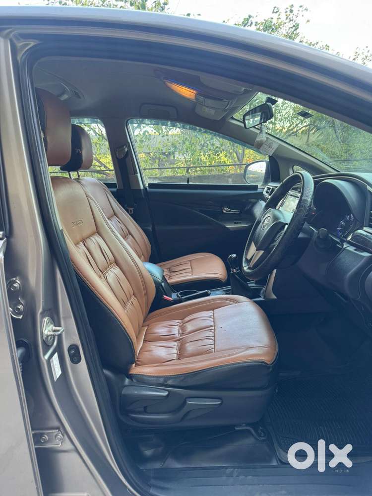 Toyota Innova Crysta 2.8 Gx At 8s, 2017, Diesel