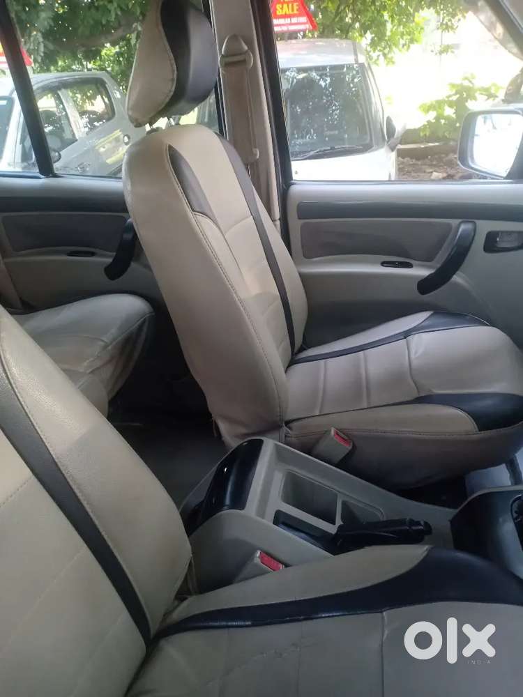 Good Condition Well Maintained Color Black