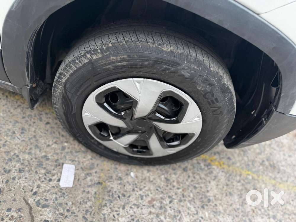 Tata Punch Pure, 2025, Petrol