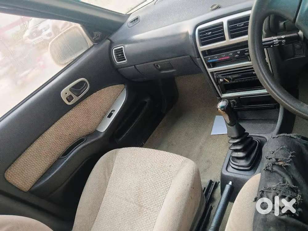 Maruti Suzuki Esteem Vxi Model 2005