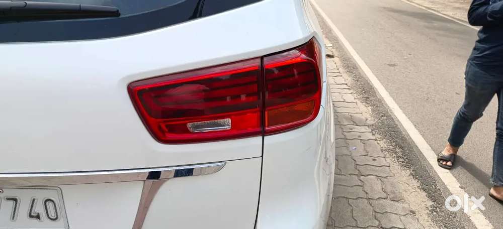 Kia Carnival Prestige 2021
