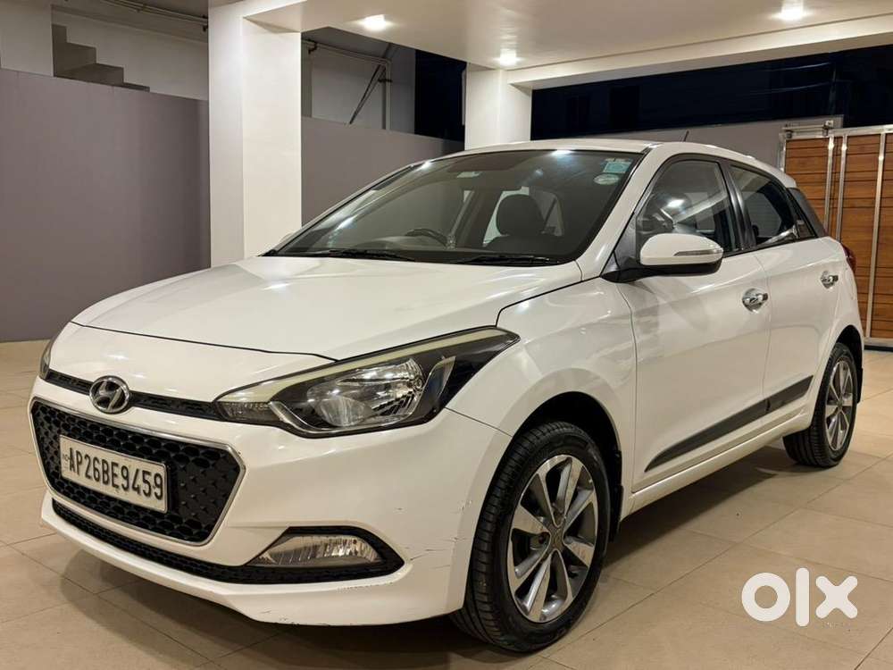 Hyundai Elite I20 2015 Diesel 85300 Km Driven