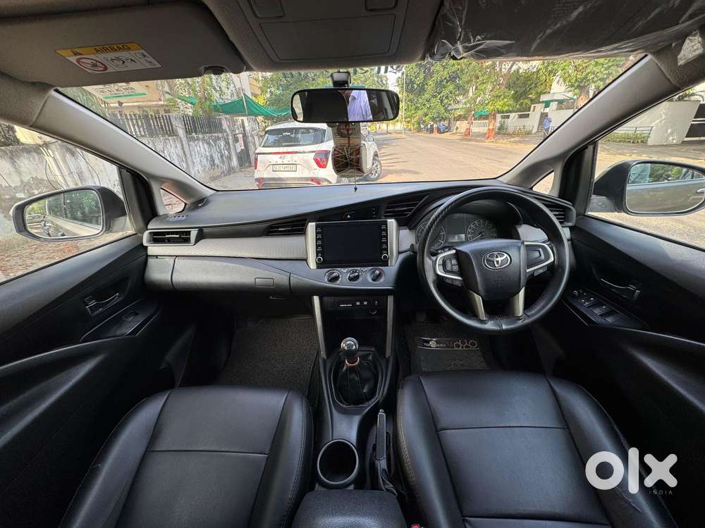 Toyota Innova Crysta 2.7 Gx Mt, 2021, Diesel