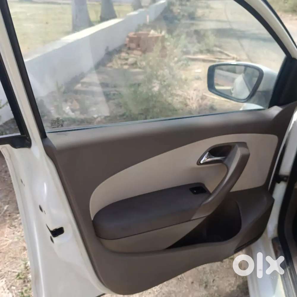 Skoda ,rapid, Diesel, 1600cc , 84000km Driven, 25 + Mileage
