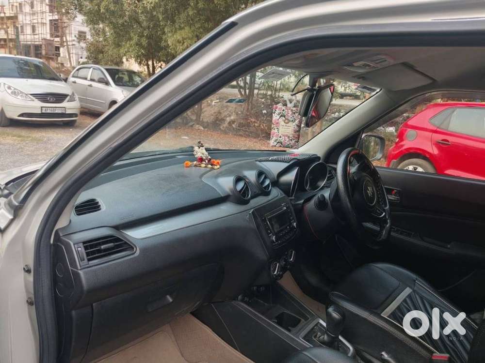 Maruti Suzuki Swift Amt Vxi, 2020, Petrol