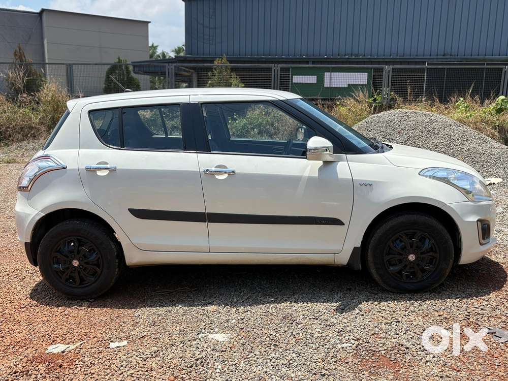 Maruti Suzuki Swift Petrol Manual 2017