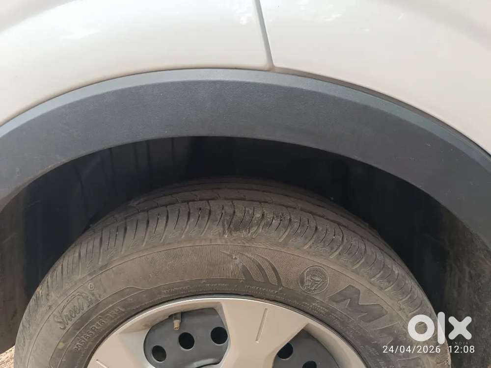 Mahindra Xuv300 2024 Petrol 145309 Km Driven