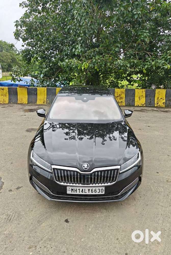 Skoda Superb 2.0 L&k Tsi At, 2024, Petrol