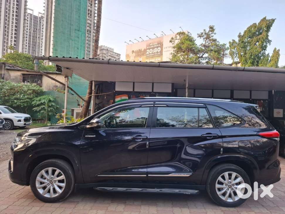 Toyota Innova Hycross 2.0 Vx Hybrid 8 Str, 2023, Petrol