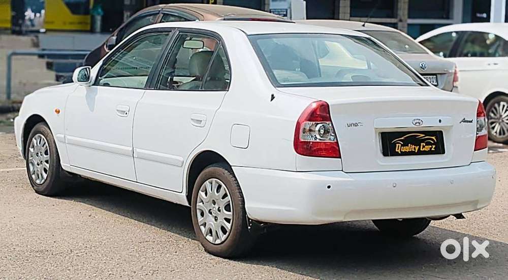 Hyundai Accent Executive, 2010, Petrol