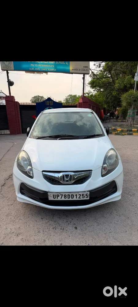 Honda Brio 2014 Petrol Well Maintained