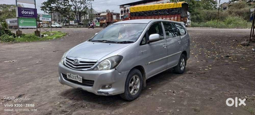 Toyota Innova 2.5 G (diesel) 8 Seater, 2009, Diesel