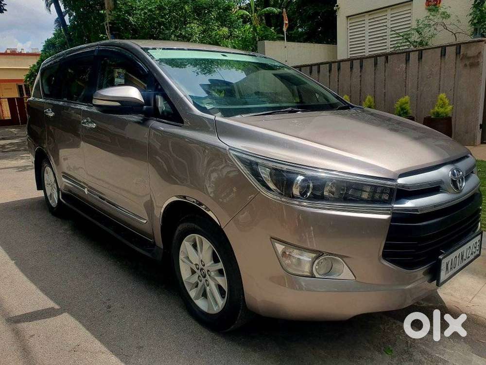 Toyota Innova Crysta 2.4 Vx Mt 8s, 2017, Diesel