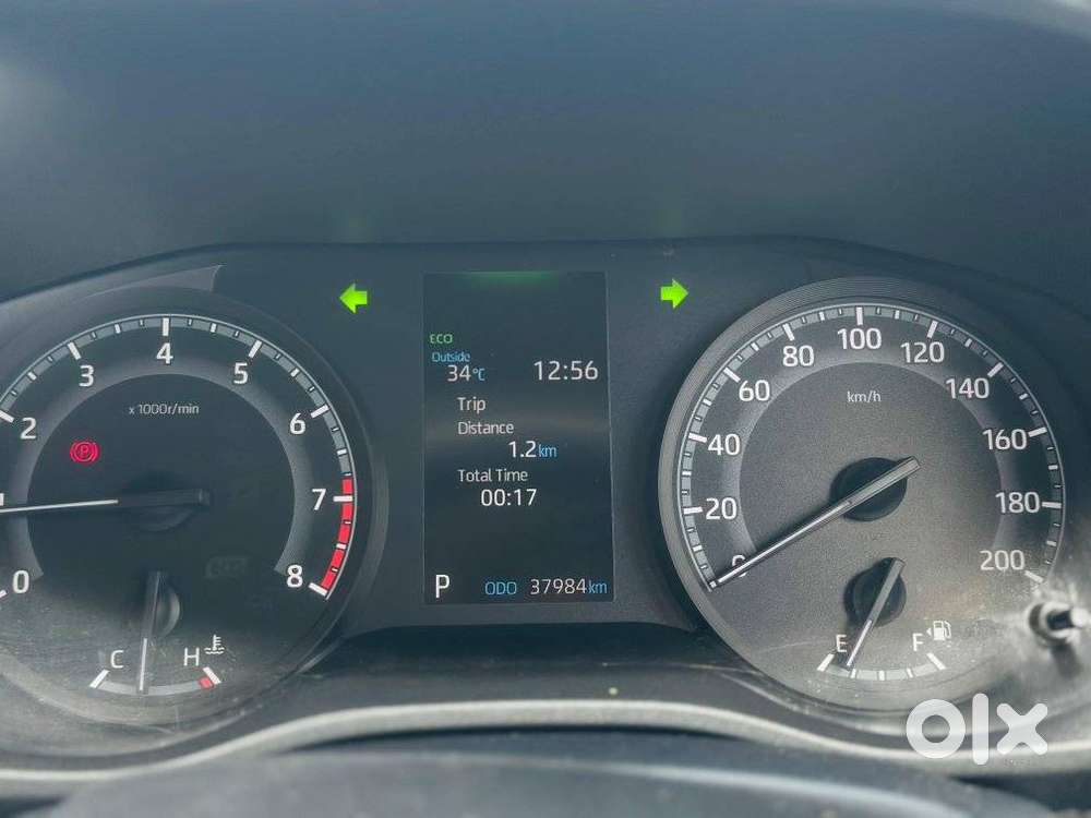 Toyota Innova Hycross 2.0 Gx 7 Str, 2023, Petrol