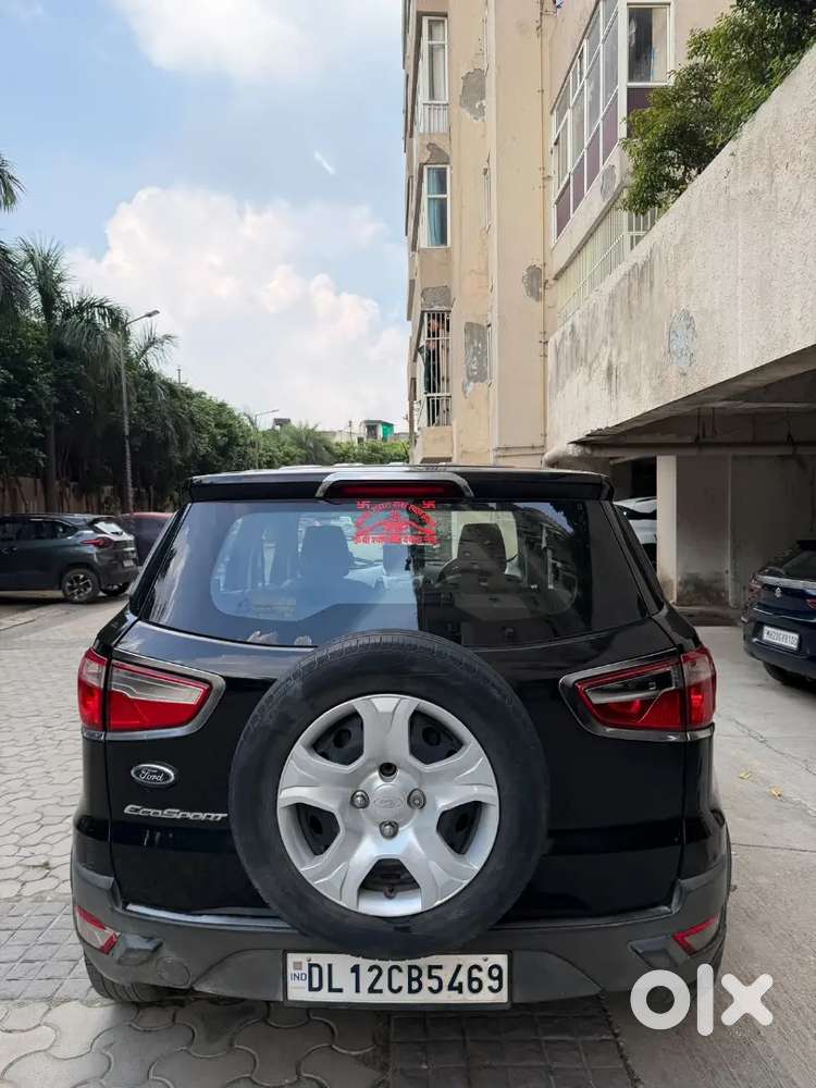 Good Condition Black Ford Ecosport Cng Fiitted