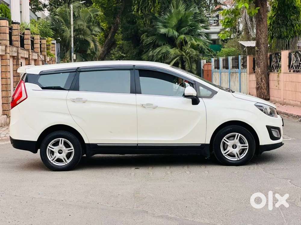 Mahindra Marazzo M6 8str, 2019, Diesel