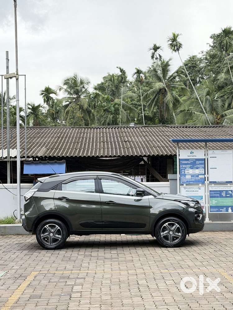 Tata Nexon 1.2 Revotron Xma Amt (s), 2021, Petrol