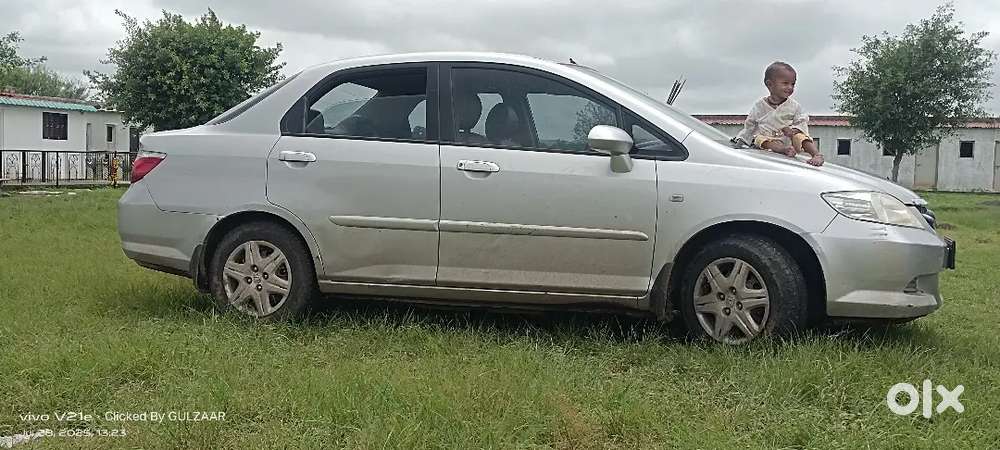Honda City Zx 2006 Lpg 127313 Km Driven