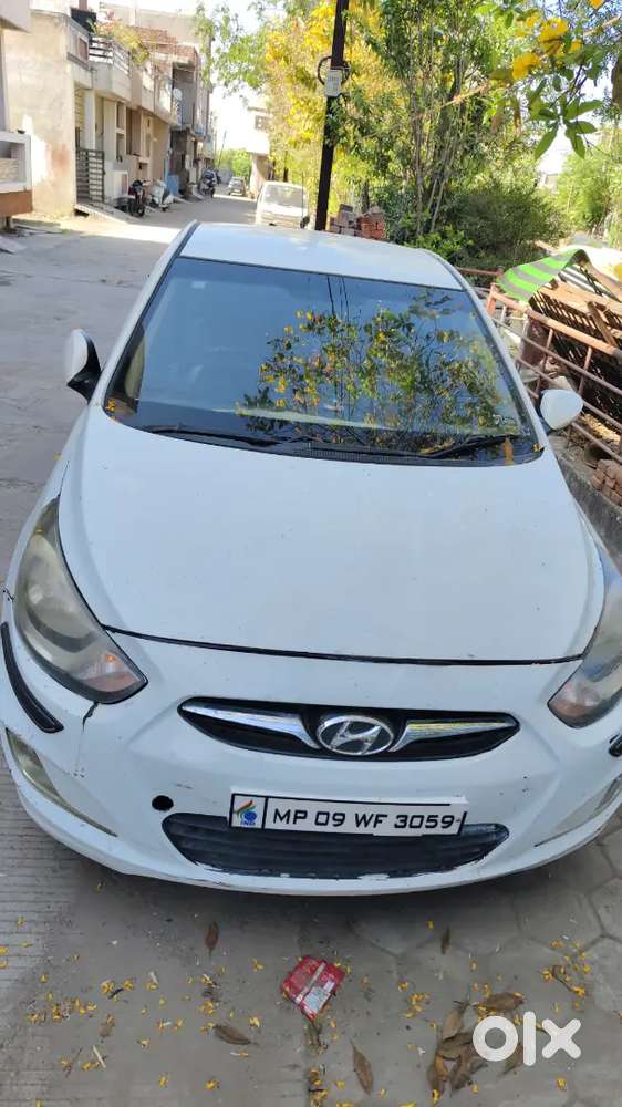 Hyundai Verna 2011 Diesel 87000