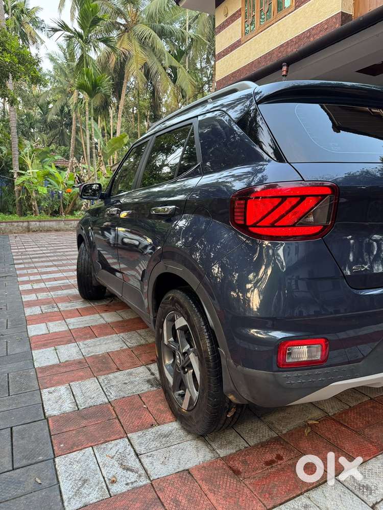 Full Option And Full Company Service Hyundai Venue Petrol Manual 2021