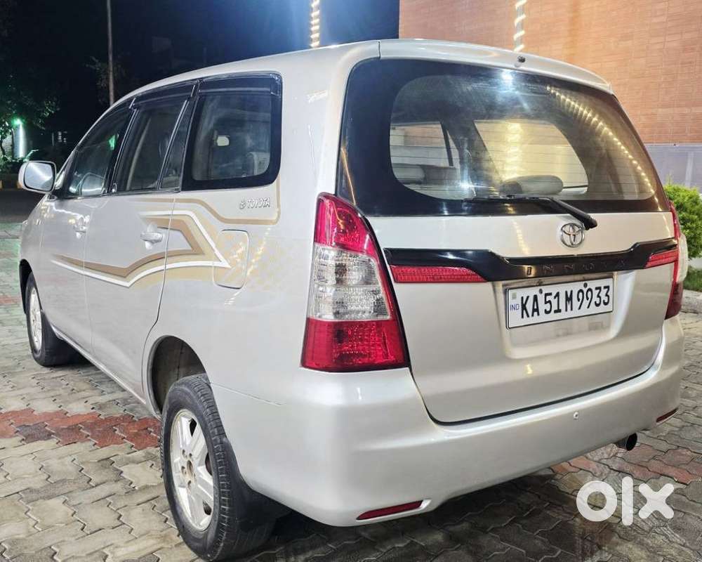 Toyota Innova 2.5 G (diesel) 8 Seater, 2005, Diesel