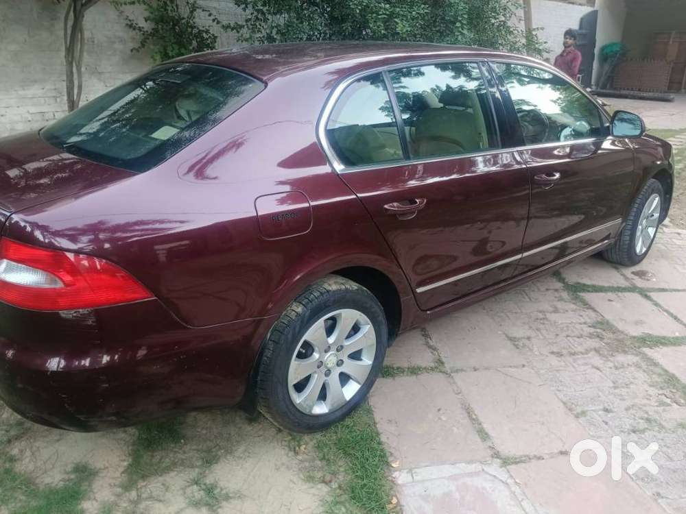Skoda Superb Corporate 1.8 Tsi Mt, 2011, Petrol