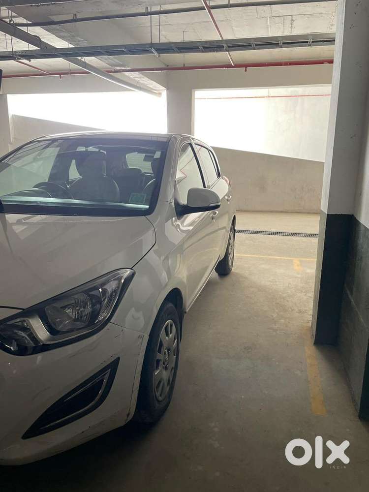 Hyundai Petrol Car 2014