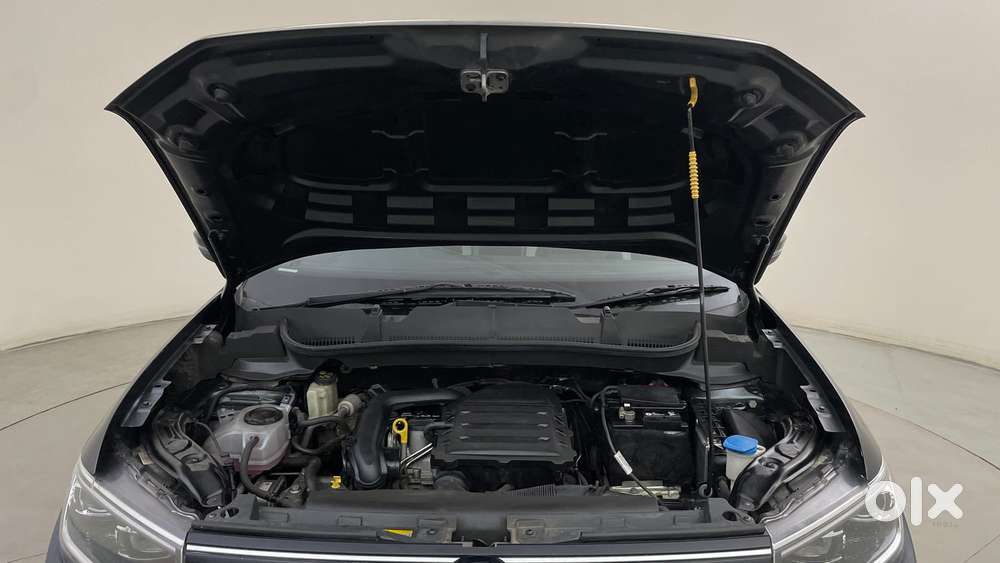 Volkswagen Taigun Topline 1.0 Tsi At (electric Seats), 2022, Petrol
